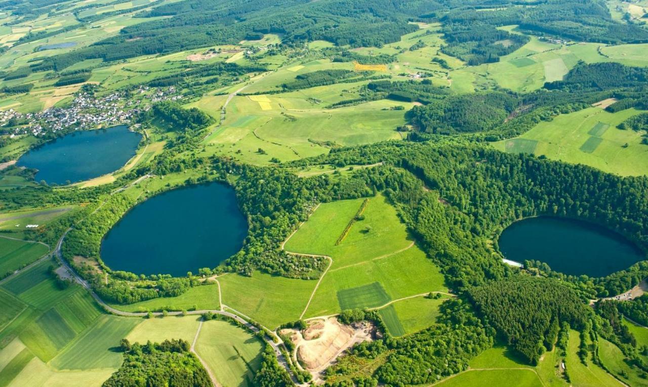 Ferienwohnung Kreusch Nurburgring Kelberg Esterno foto